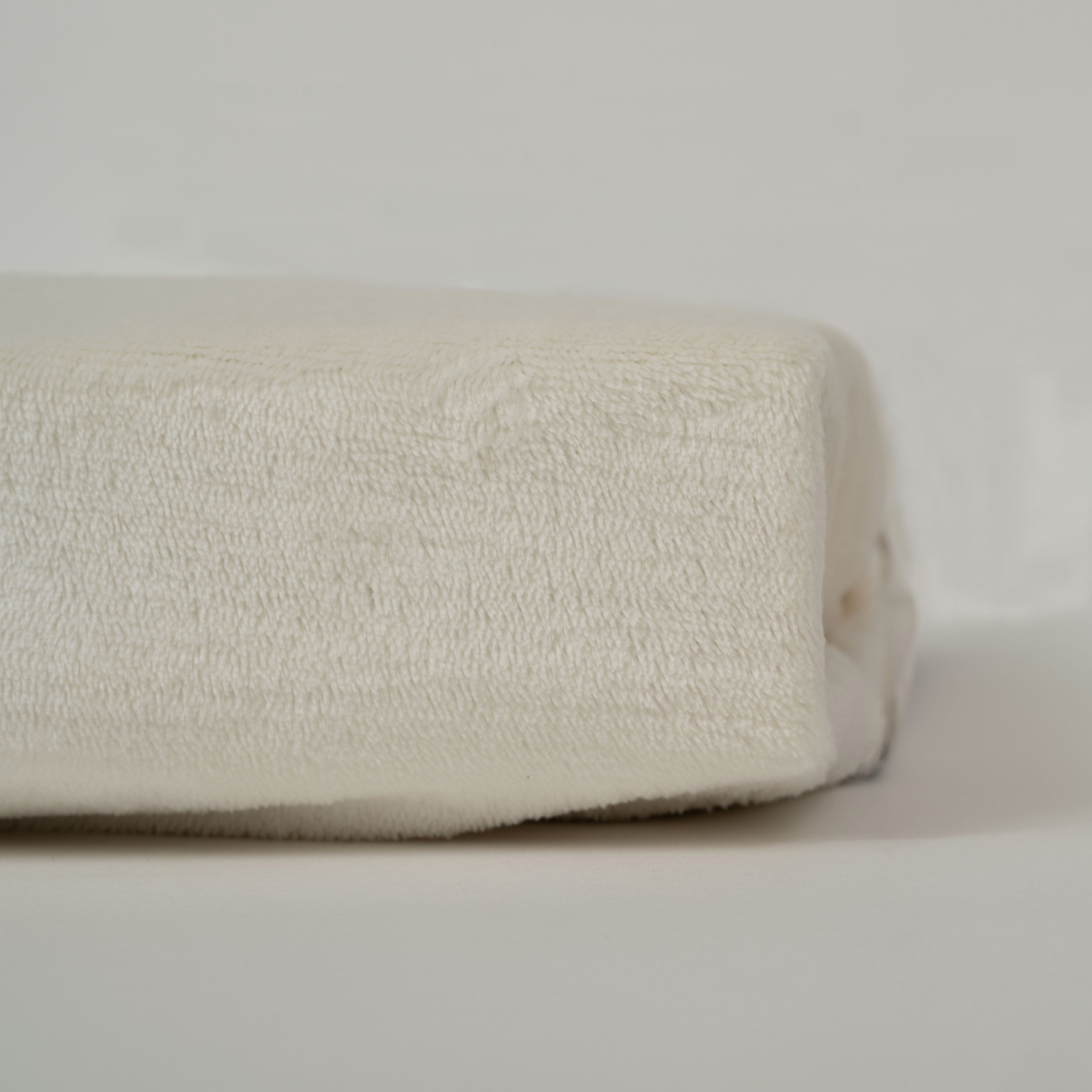 Spannbettlaken mit Kaschmir-Touch – Luxuriös weiche, pflegeleichte Bettwäsche für mühelosen Komfort und Stil in Ihrem Schlafzimmer.